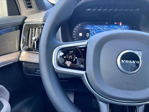 New 2026 Volvo XC90 T8 Plus w/ Protection Package Premier image 17