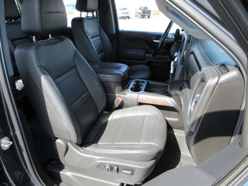 Certified 2022 GMC Sierra 1500 Denali w/ Denali Reserve Package AWD/4WD image 28