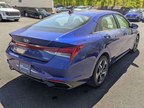 Certified 2021 Hyundai Elantra Limited FWD image 5