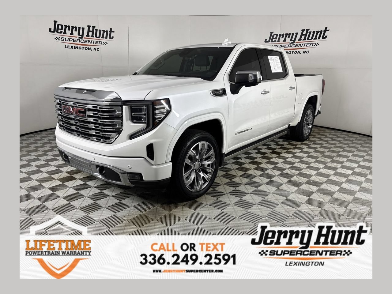Used 2023 GMC Sierra 1500 Denali w/ Denali Reserve Package AWD/4WD image 1