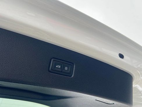 Used 2025 Audi Q7 3.0T Premium Plus image 29