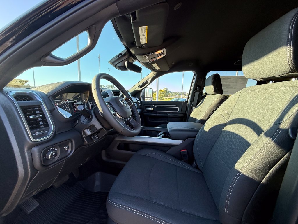 New 2026 RAM 2500 Big Horn AWD/4WD image 21