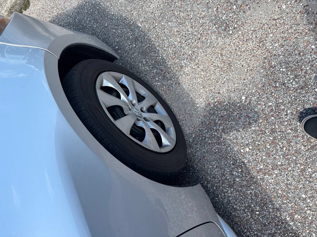Used 2023 Toyota Corolla LE FWD image 6
