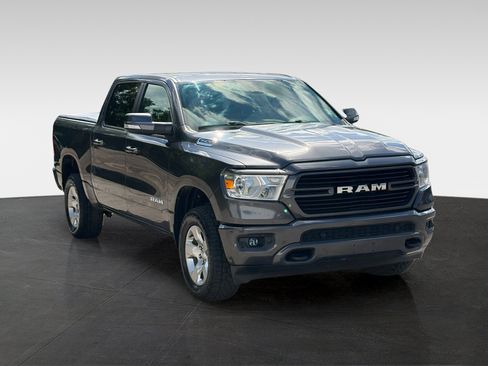 Used 2020 RAM 1500 Big Horn AWD/4WD image 3