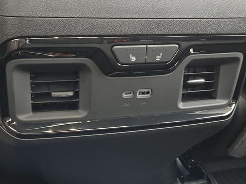 New 2026 GMC Sierra 1500 AT4 w/ AT4 Premium Package image 36