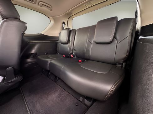 Used 2019 Nissan Armada SV w/ Driver Package RWD image 18