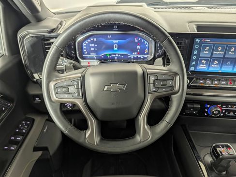 Used 2023 Chevrolet Silverado 1500 ZR2 w/ Technology Package AWD/4WD image 18
