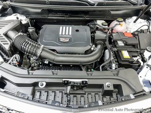 New 2025 Cadillac XT5 Luxury w/ LPO, Floor Liner Package image 8