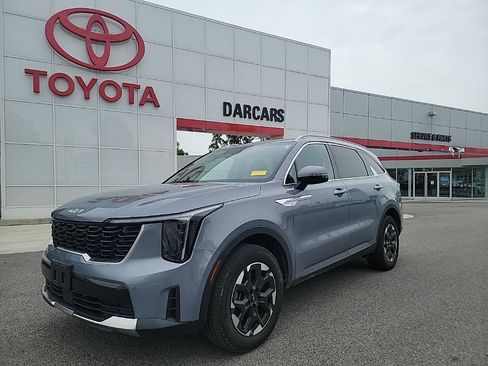 Used 2024 Kia Sorento S AWD/4WD image 3