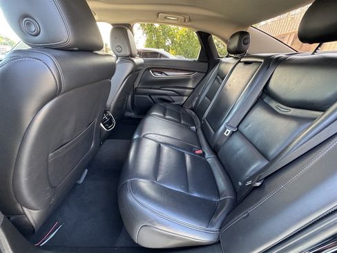 Used 2019 Cadillac XTS Luxury FWD image 13
