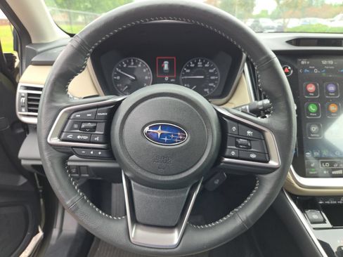 Certified 2025 Subaru Outback Limited AWD/4WD image 18