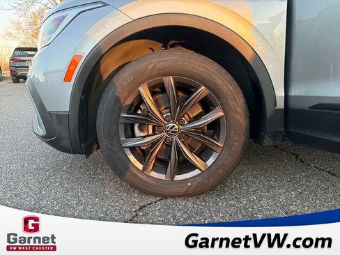 Certified 2022 Volkswagen Tiguan SE image 26