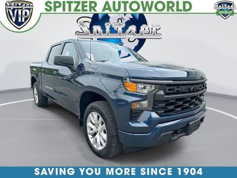 Used 2022 Chevrolet Silverado 1500 Custom AWD/4WD image 1