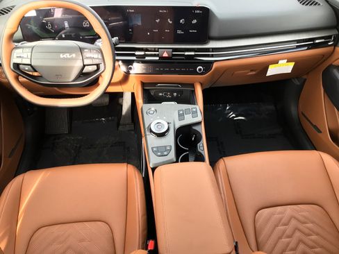 New 2026 Kia Sportage EX image 17