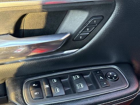 Used 2024 RAM 1500 Laramie image 25