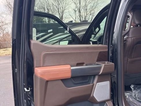 New 2025 Ford F150 King Ranch w/ FX4 Off-Road Package image 22
