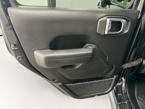 Used 2023 Jeep Wrangler Unlimited w/ 8.4" Radio Group AWD/4WD image 27