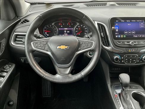 Used 2022 Chevrolet Equinox LT image 9
