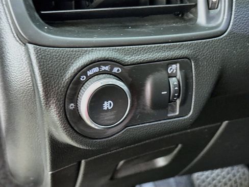 Used 2017 Buick Envision Essence AWD/4WD image 13