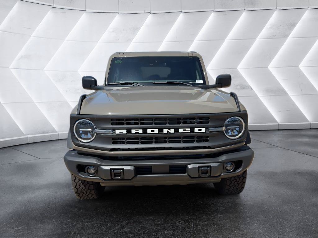 New 2026 Ford Bronco Big Bend w/ Black Diamond Package AWD/4WD image 2
