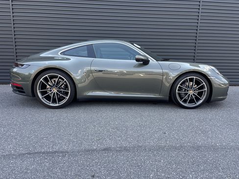 Used 2023 Porsche 911 Carrera image 19