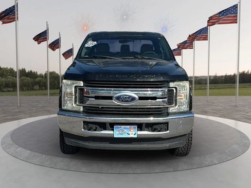 Used 2017 Ford F350 XL AWD/4WD image 2