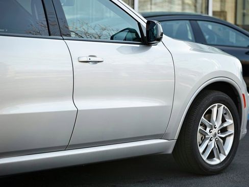 Used 2024 Dodge Durango GT image 8