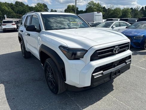 Used 2026 Toyota 4Runner SR5 RWD image 2