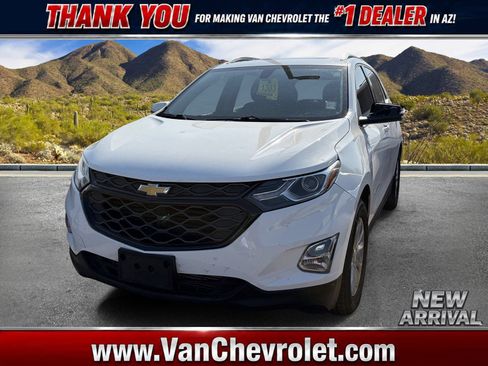Used 2018 Chevrolet Equinox LT w/ Sun & Infotainment Package FWD image 1