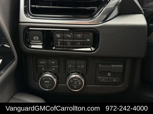 New 2026 GMC Yukon XL Denali w/ Denali Reserve Package AWD/4WD image 24