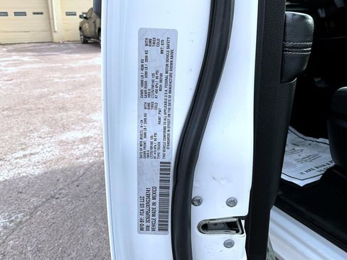Used 2024 RAM 2500 Big Horn image 25