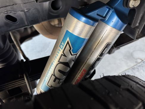 Used 2018 Ford F150 Raptor w/ Equipment Group 802A Luxury image 30