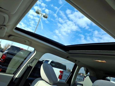 Certified 2021 Subaru Forester Premium image 14