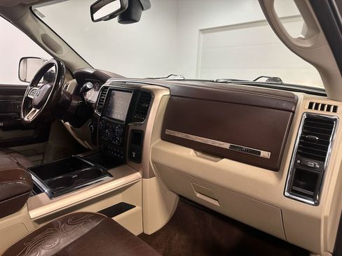 Used 2015 RAM 3500 Laramie Longhorn image 17