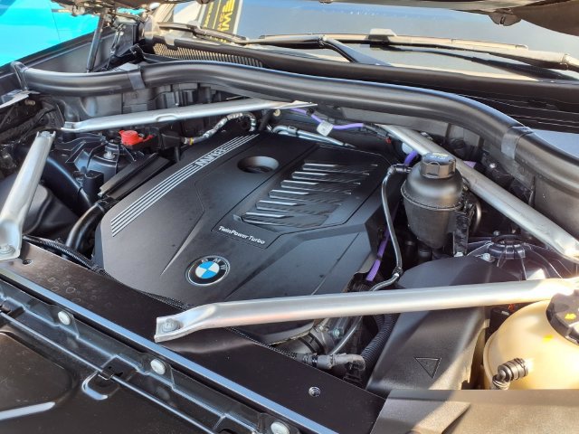 Used 2022 BMW X5 sDrive40i w/ Parking Assistance Package RWD image 8