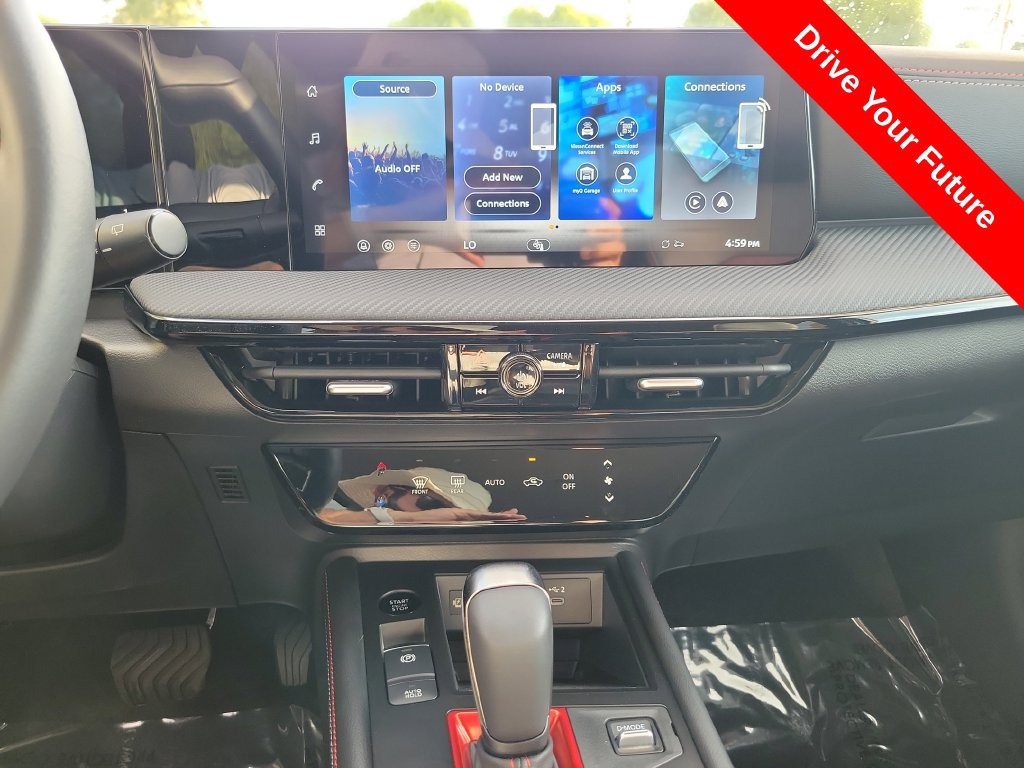 Used 2026 Nissan Kicks SR w/ Illumination Package FWD image 15