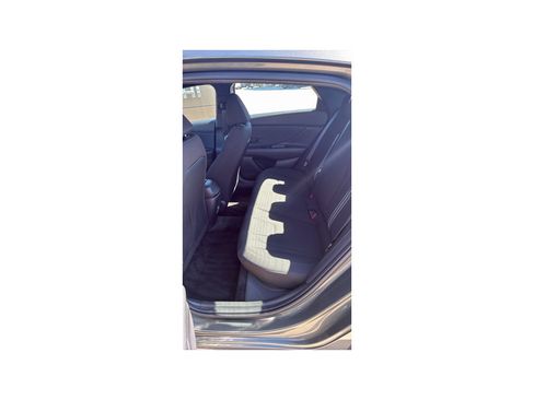Certified 2025 Hyundai Elantra Sport FWD image 10