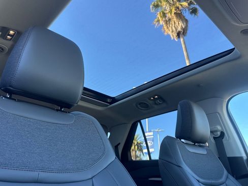 New 2026 Ford Explorer Active w/ Active Comfort Package image 23