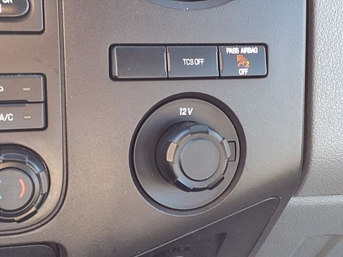 Used 2015 Ford F350 XL w/ Power Equipment Group image 6