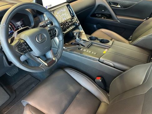 New 2026 Lexus LX 600 4WD w/ Luxury Package image 10