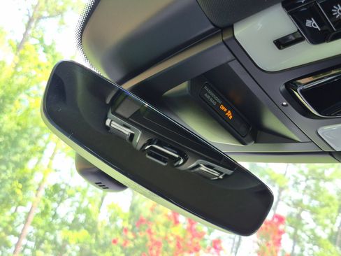 Certified 2023 Porsche Cayenne Platinum Edition AWD/4WD image 19