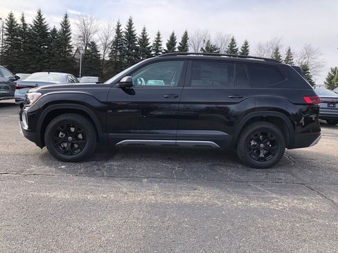 New 2026 Volkswagen Atlas Peak Edition AWD/4WD image 4