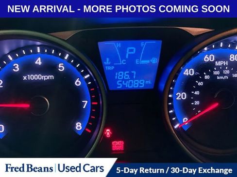 Used 2012 Hyundai Tucson GLS image 11