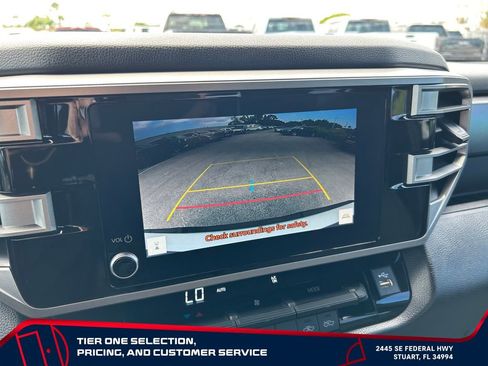 Used 2025 Toyota Tundra SR5 AWD/4WD image 34