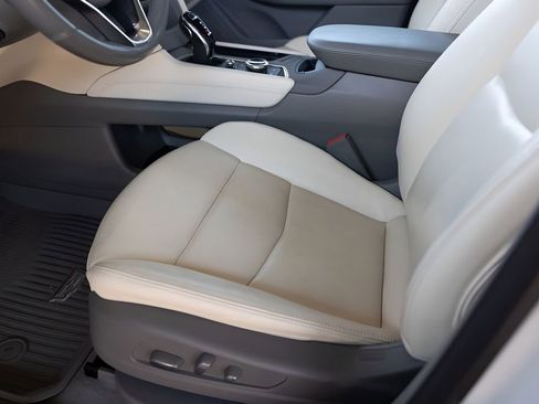 Used 2022 Cadillac XT6 Premium Luxury w/ Technology Package AWD/4WD image 49