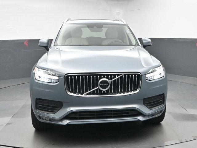Used 2021 Volvo XC90 T6 Momentum w/ Climate Package AWD/4WD image 2