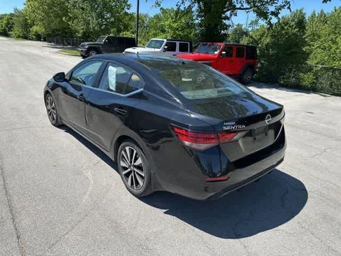 Used 2022 Nissan Sentra SV w/ SV Premium Package FWD image 18