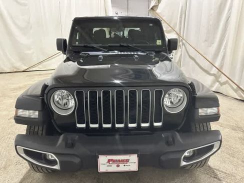 Used 2023 Jeep Gladiator Overland AWD/4WD image 10