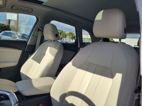 Certified 2025 Audi Q5 Premium Plus w/ Premium Plus image 16