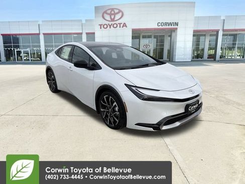 New 2026 Toyota Prius Plug-In Hybrid FWD image 2
